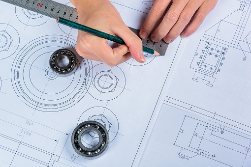 Projekt maszyny przemysłowej w CAD 3D